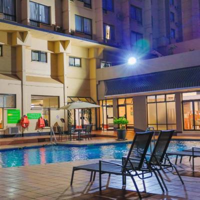Holiday Inn Selfsponsored 5
